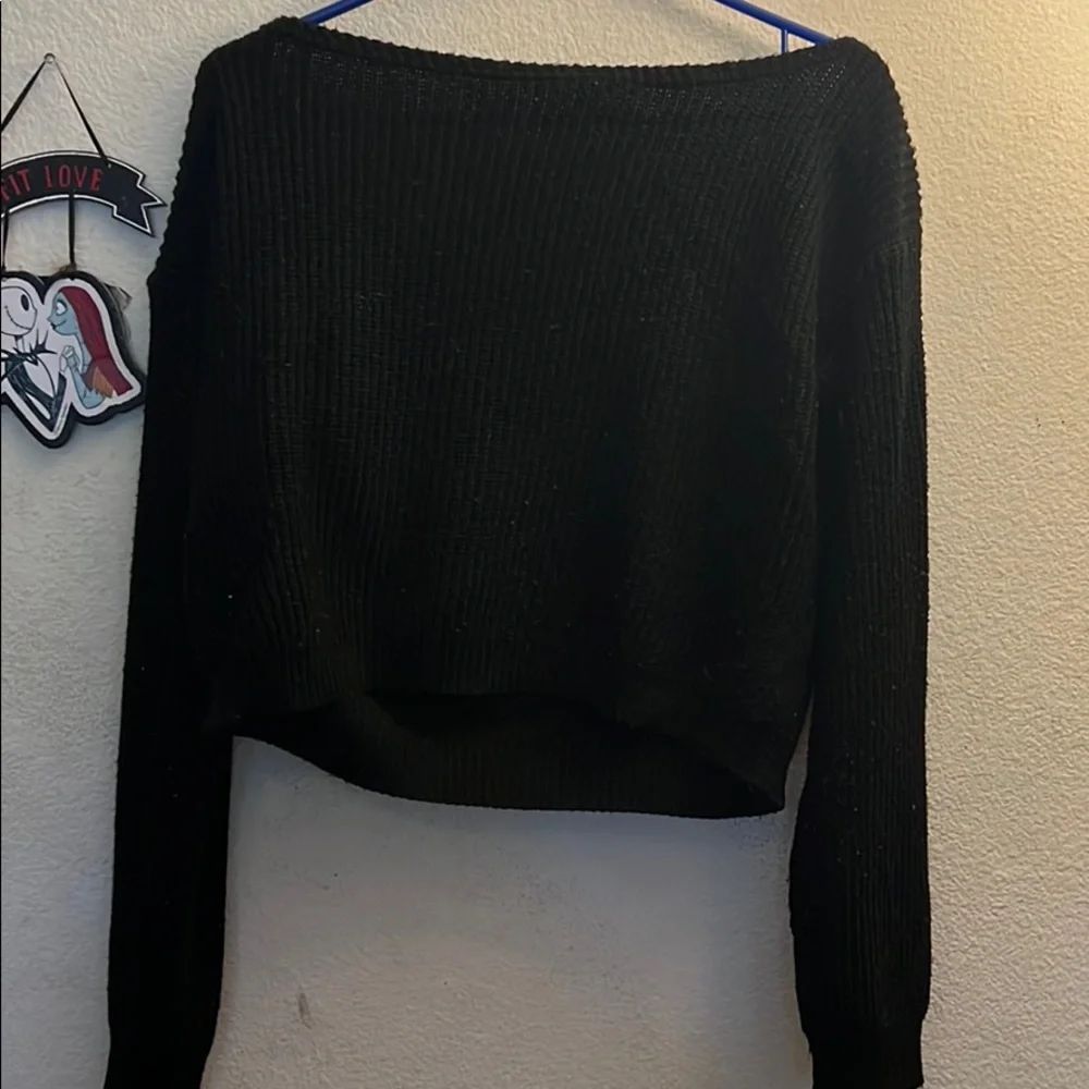 Sweater - Picture 2 of 2